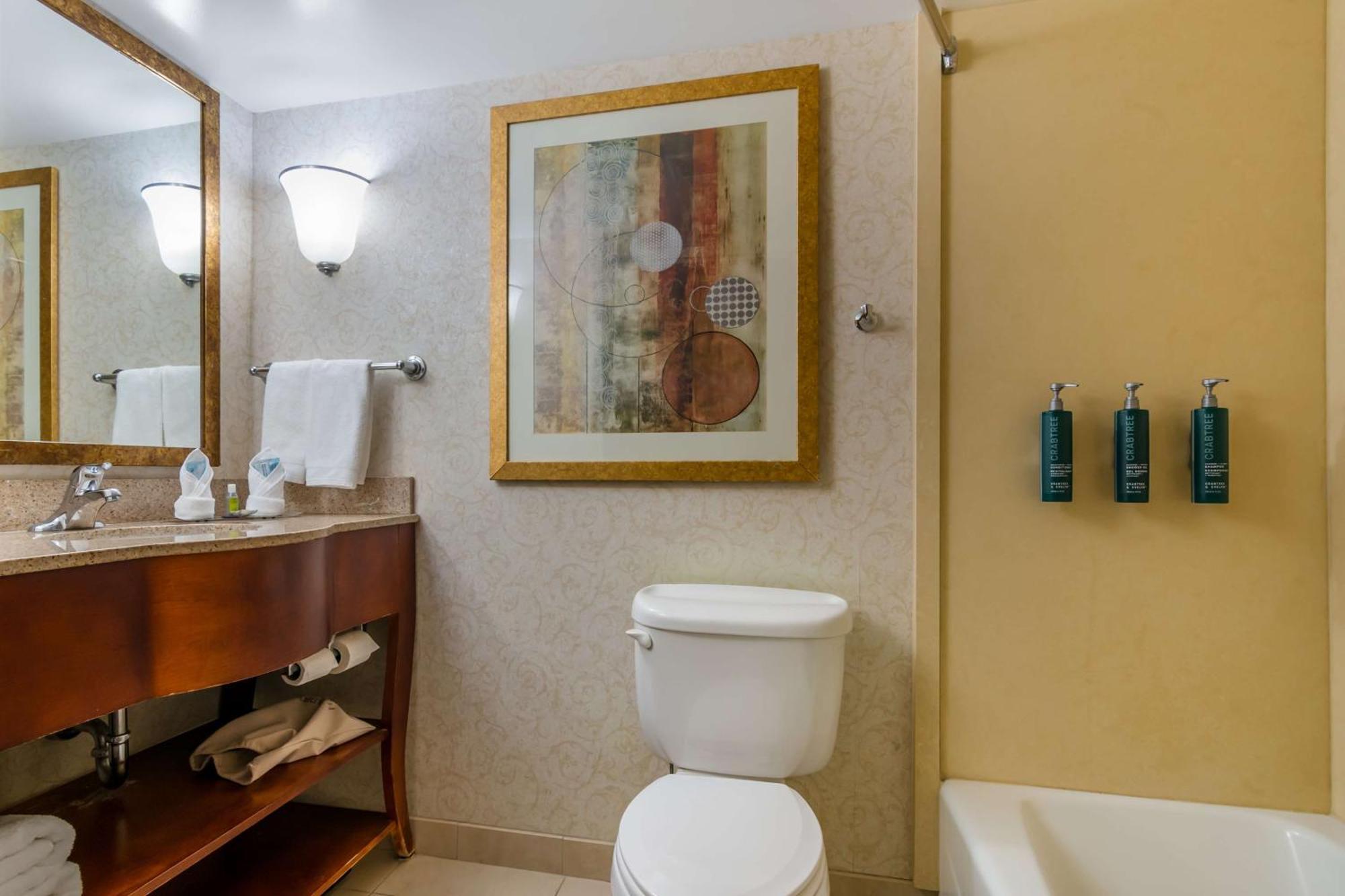 Doubletree By Hilton Jefferson City Ngoại thất bức ảnh