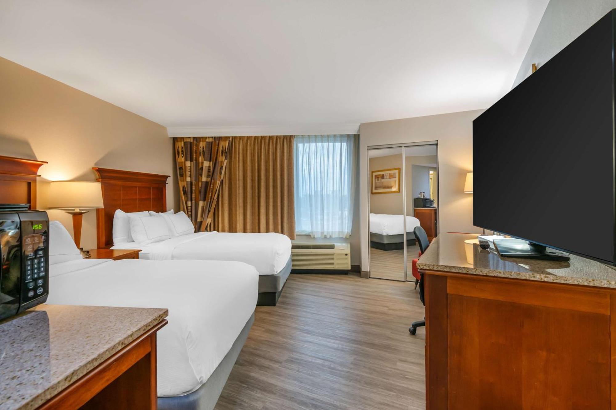 Doubletree By Hilton Jefferson City Ngoại thất bức ảnh